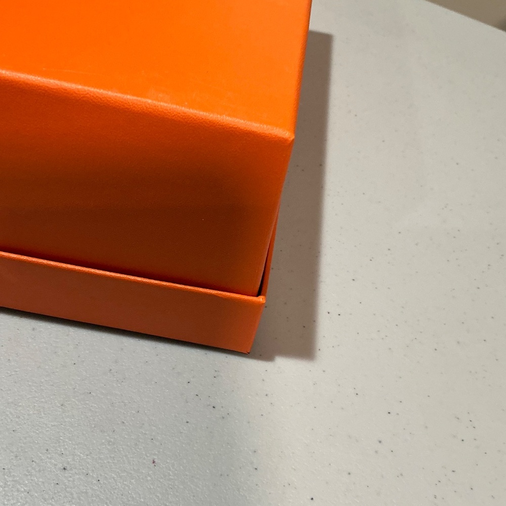 Hermes medium size box and dust bag - Picture 10 of 11